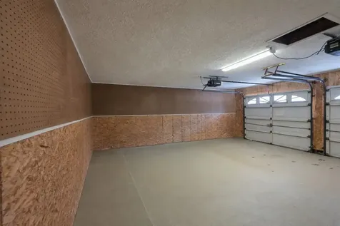 8708 W Fox Road Orange TX 77632