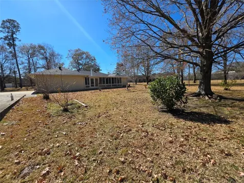 8708 W Fox Road Orange TX 77632