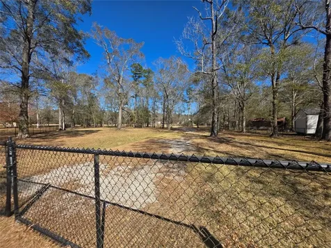 8708 W Fox Road Orange TX 77632