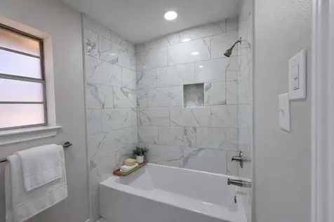 8708 W Fox Road Orange TX 77632
