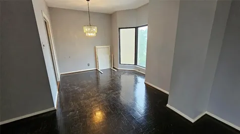 661 Bering Drive 407 Houston TX 77057