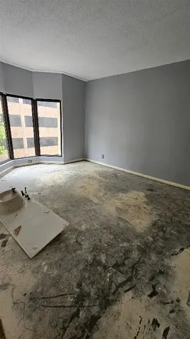 661 Bering Drive 407 Houston TX 77057
