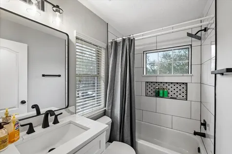 17602 Laguna Trail Drive Houston TX 77095