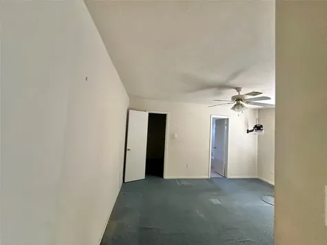4826 Mayflower Street Houston TX 77033