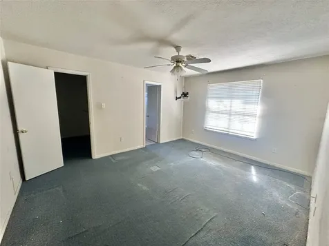 4826 Mayflower Street Houston TX 77033