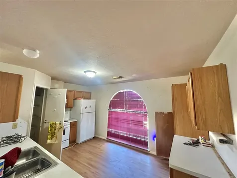 4826 Mayflower Street Houston TX 77033