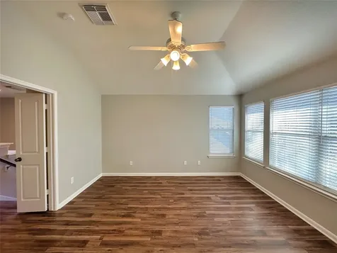 59 N Flickering Sun Circle The Woodlands TX 77382