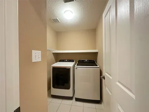 59 N Flickering Sun Circle The Woodlands TX 77382