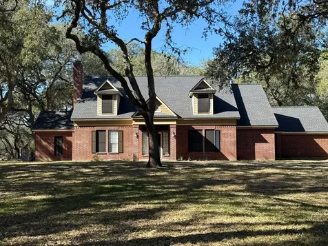 1412 Westpark Avenue Victoria TX 77905