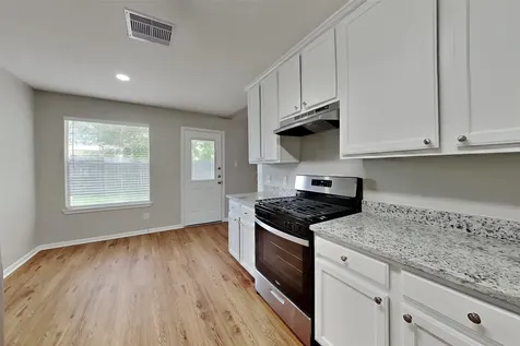 26912 Castlecliff Lane Kingwood TX 77339