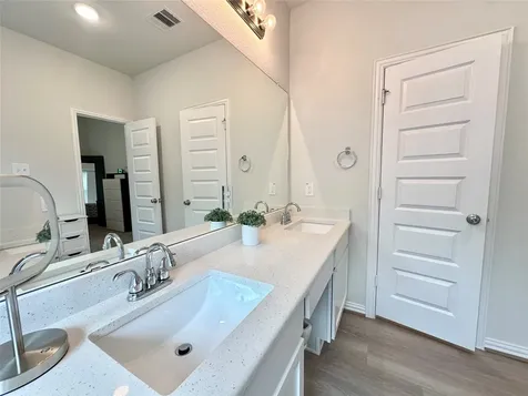 5340 Camerford Court Alvin TX 77511
