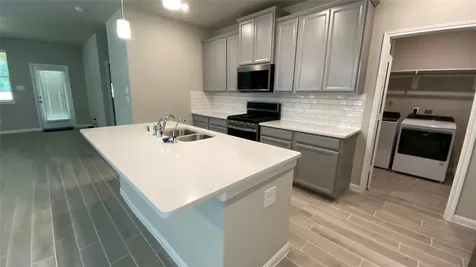 7059 Silverleaf Oak Street Conroe TX 77304