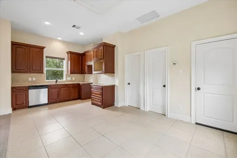 3122 Gannett Street Houston TX 77025