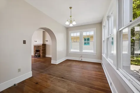 3910 Avenue R 1/2 Galveston TX 77550