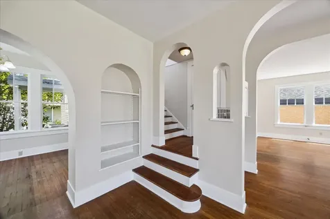3910 Avenue R 1/2 Galveston TX 77550