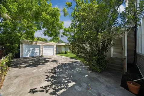 3910 Avenue R 1/2 Galveston TX 77550