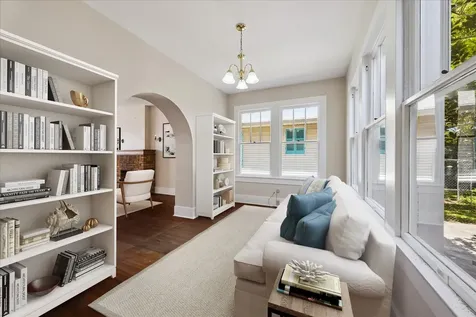 3910 Avenue R 1/2 Galveston TX 77550