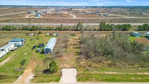 460 County Road 3570 Cleveland TX 77327