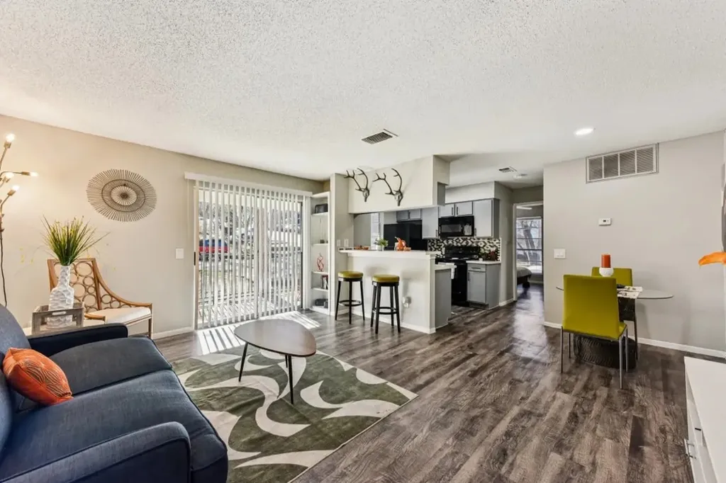 2501 Wickersham Lane 2633 Austin TX 78741