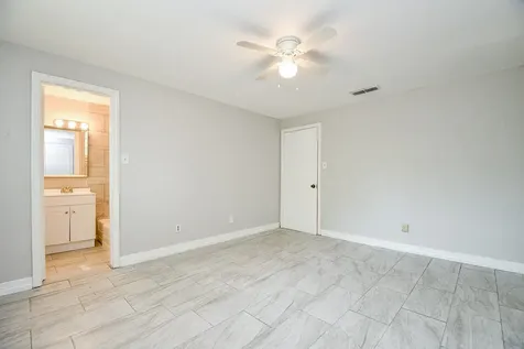 5811 Greencraig Drive Houston TX 77035