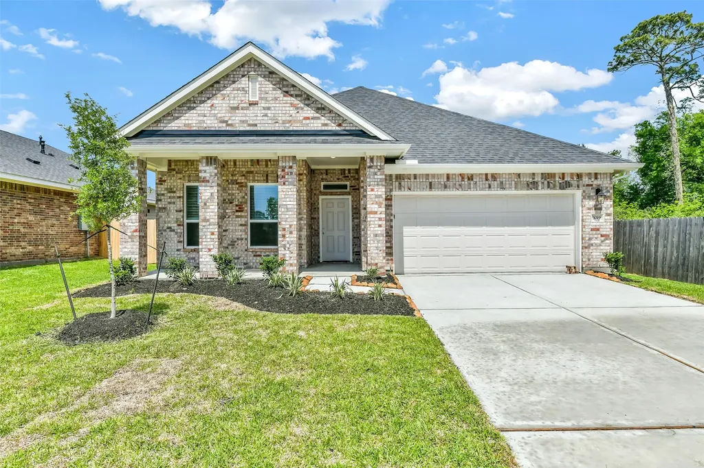 3019 King Oaks Street Baytown TX 77251