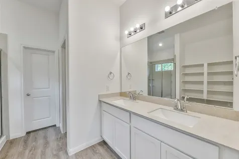 3019 King Oaks Street Baytown TX 77251