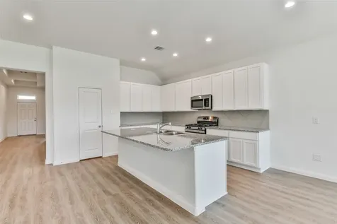 3019 King Oaks Street Baytown TX 77251