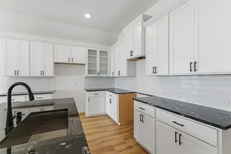 21130 Sunlight Grove Drive Rosharon TX 77583