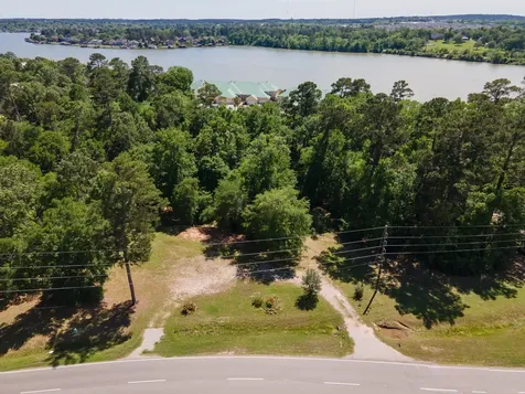 15201 Walden Road Montgomery TX 77356