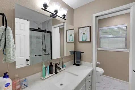 5133 Riverview Drive Alvin TX 77511