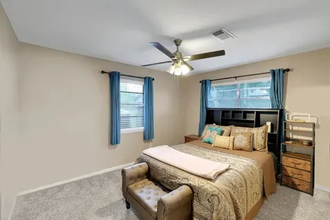 5133 Riverview Drive Alvin TX 77511
