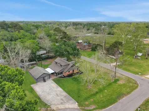 5133 Riverview Drive Alvin TX 77511