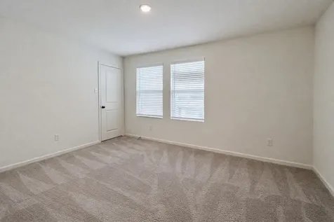 669 Amesbury Road Conroe TX 77316
