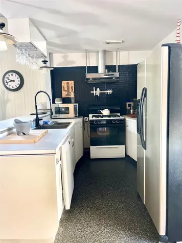 1614 Avenue K Rear Galveston TX 77550