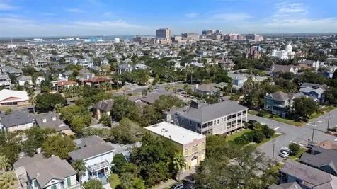 1614 Avenue K Rear Galveston TX 77550