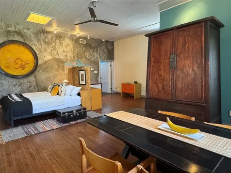 1614 Avenue K Rear Galveston TX 77550