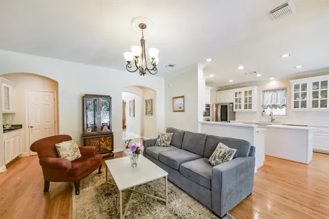 5346 Navarro Street Houston TX 77056
