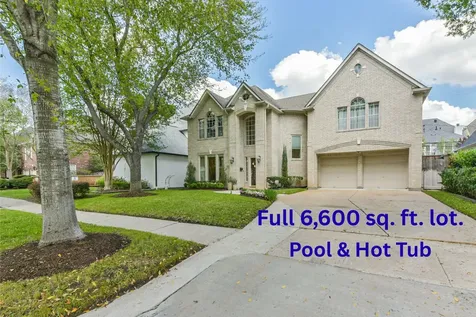 5346 Navarro Street Houston TX 77056