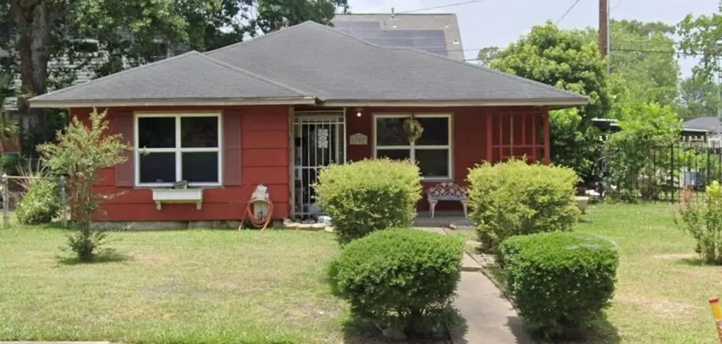 6702 Tierwester Street Houston TX 77021