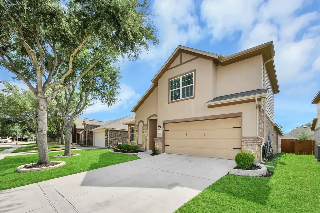 10120 Hidden Creek Falls Lane Brookshire TX 77423