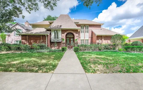 3702 Belle Grove Lane Sugar Land TX 77479