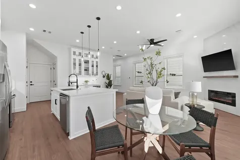 6128 Endeavor Heights Road Houston TX 77091