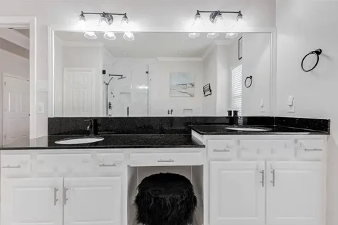 3043 Royal Oaks Grove Houston TX 77082