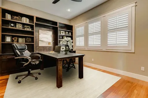 2219 Columbia Street Houston TX 77008