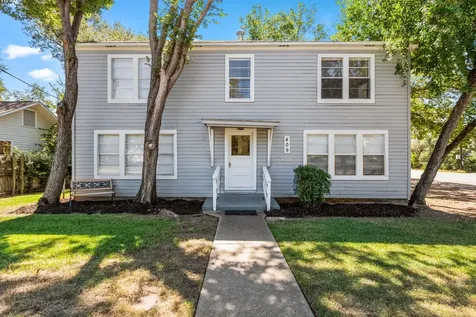 409 E Austin Street Bellville TX 77418