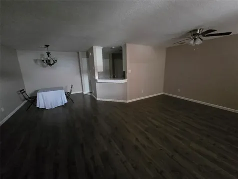 50 Evanston Street 5 Houston TX 77015