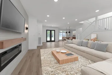 30 E Wedgemere Circle The Woodlands TX 77381