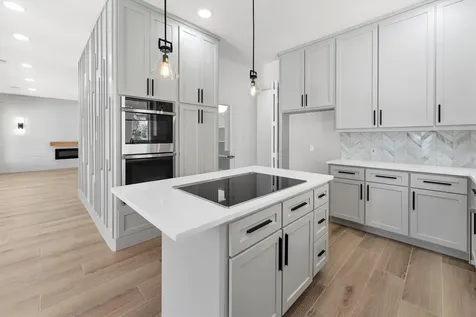 30 E Wedgemere Circle The Woodlands TX 77381