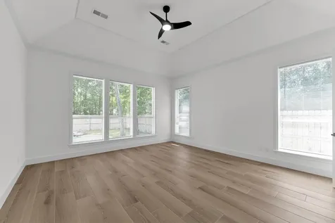 30 E Wedgemere Circle The Woodlands TX 77381