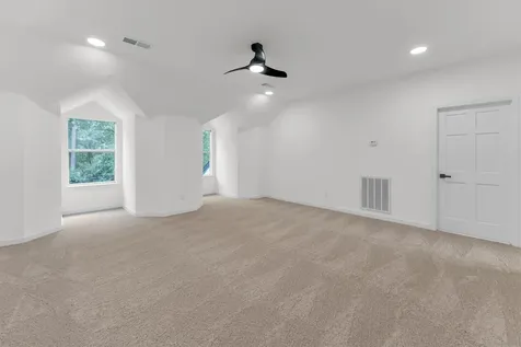 30 E Wedgemere Circle The Woodlands TX 77381